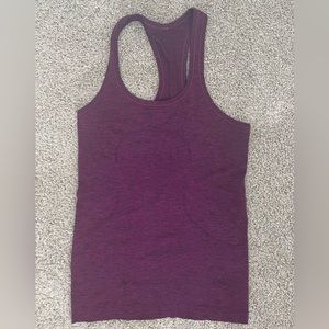 Lululemon maroon tank